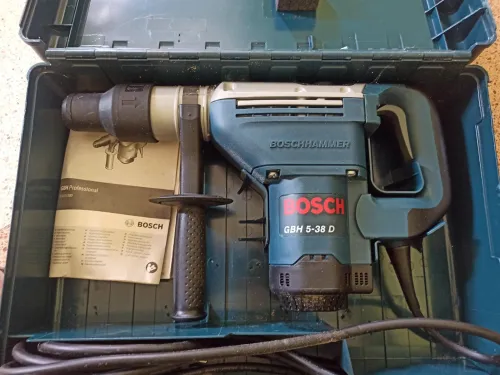 Marteau perforateur Bosh professionnel 