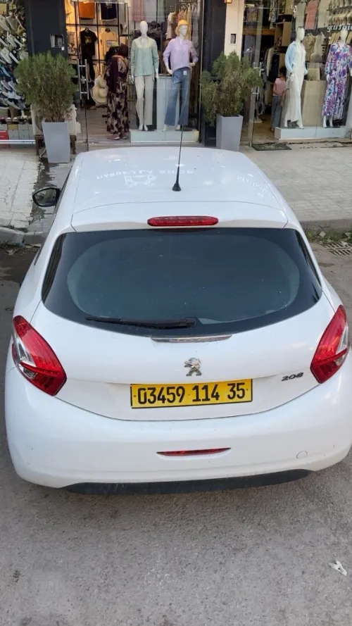 Peugeot 208 2014 208