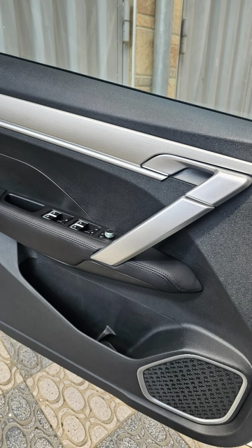 Geely Coolray 2025 