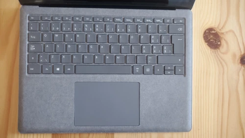 Surface laptop 4