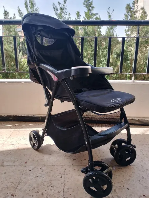 Poussette bébé gâté