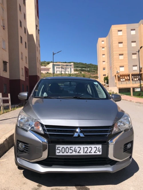 Mitsubishi Attrage 2022 