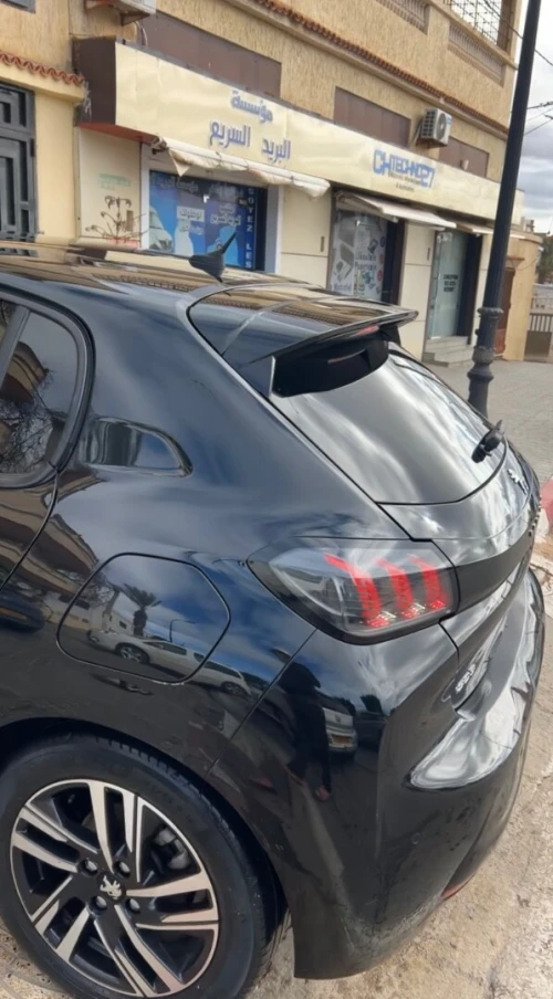 Peugeot 208 2021 Allure