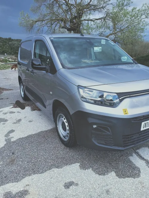 Fiat Doblo 2024 Tola