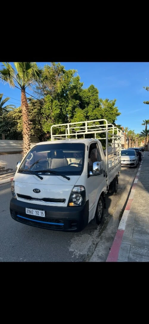 Kia K2700 2012