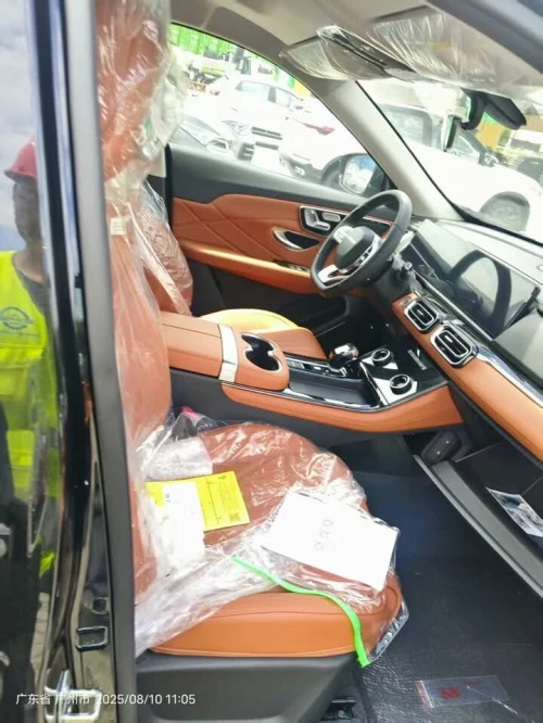 Jetour  X70 PLUS 2026 Luxury Edition 7 places 