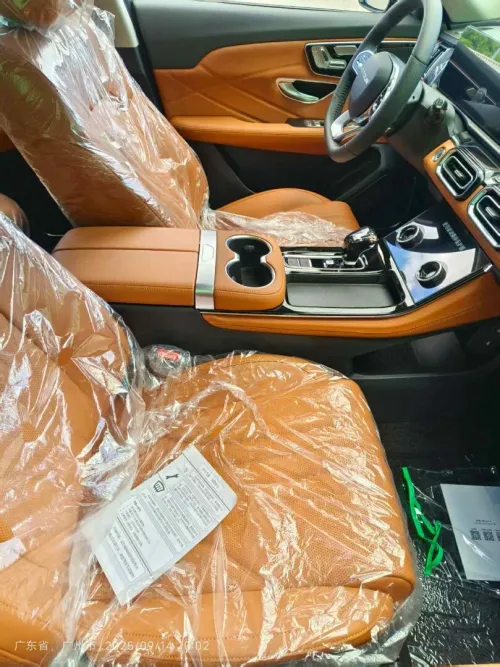 Jetour  X70 PLUS 2026 Luxury Edition 7 places 