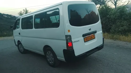 Nissan URVAN 2008