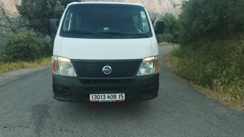 Nissan URVAN 2008