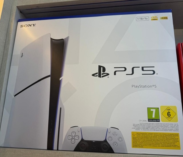 Sony PS5 Slim 1 TB