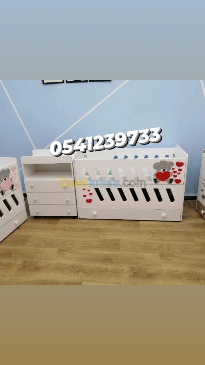 Lit bébé +commode
