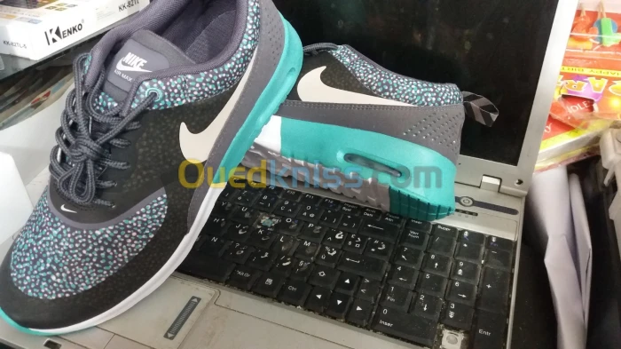 Training NIKE air max THEA original