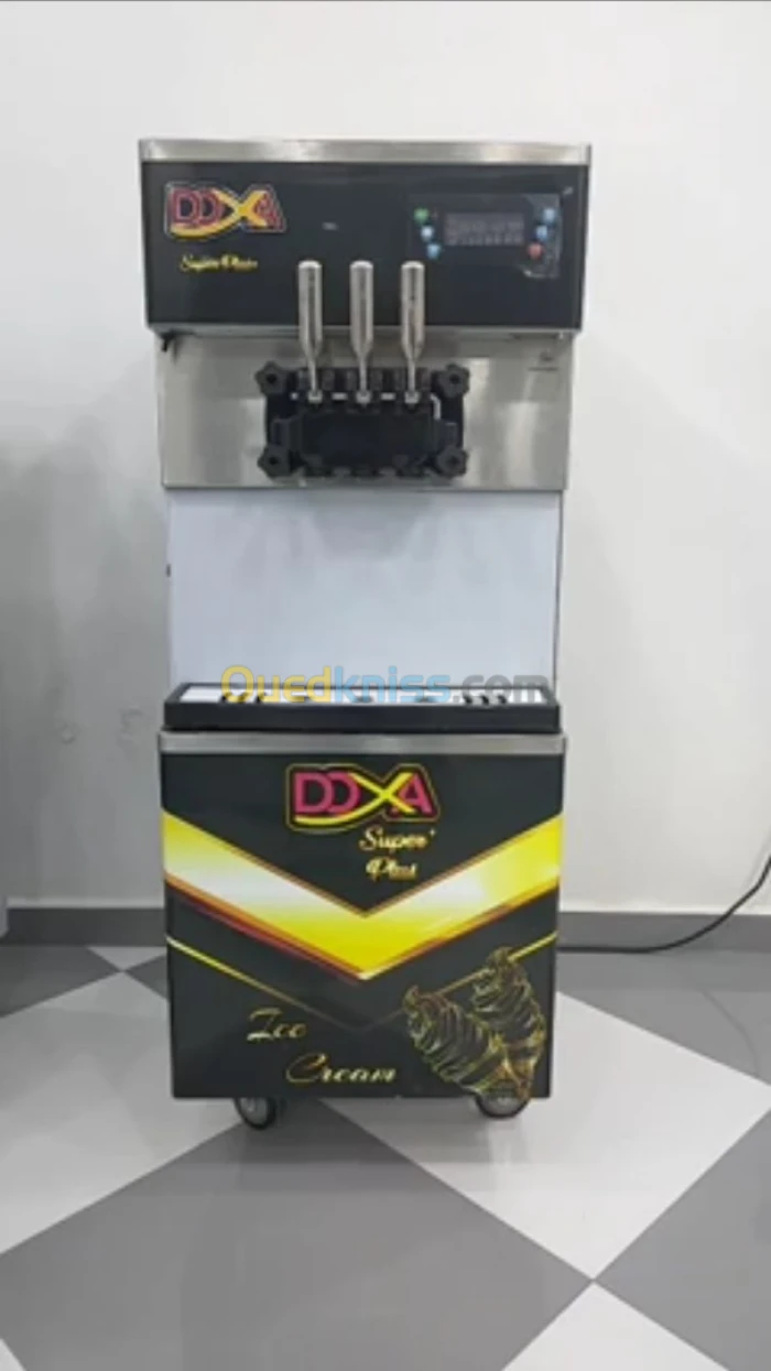 Machine à creme galcée