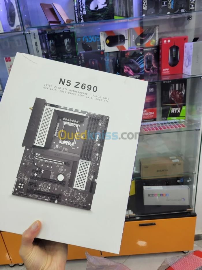 NZXT N5 Z690 LGA1700 DDR4 12TH/13TH