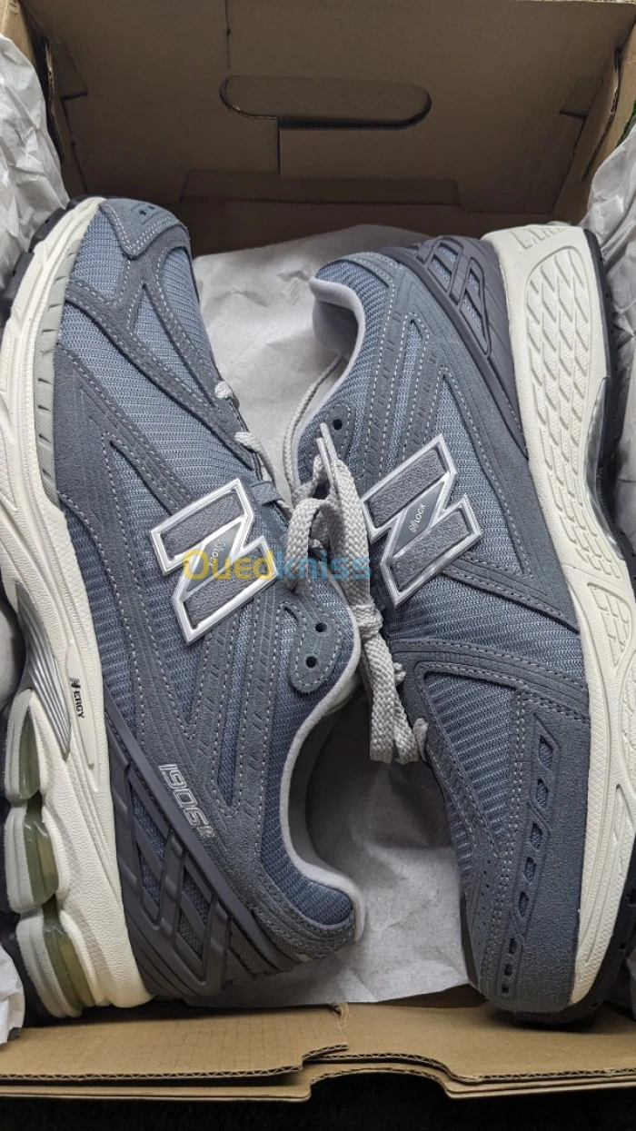 New Balance 1906R Ref M1906RV - Original اصلية - Pointure 46.5 / 30 Centimètre