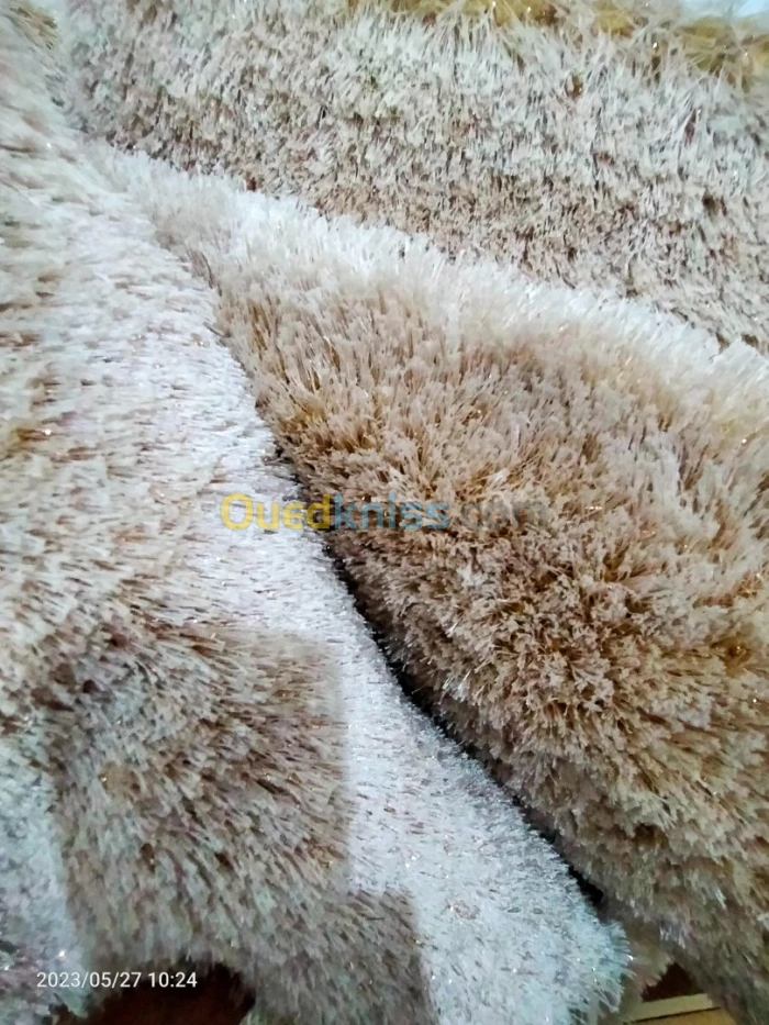 Tapis caniche neuf