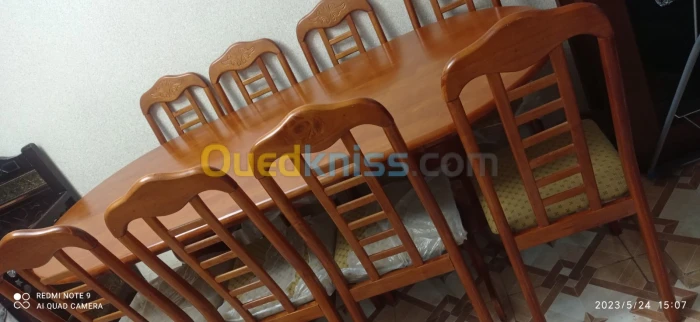 Table à manger 8 chaises