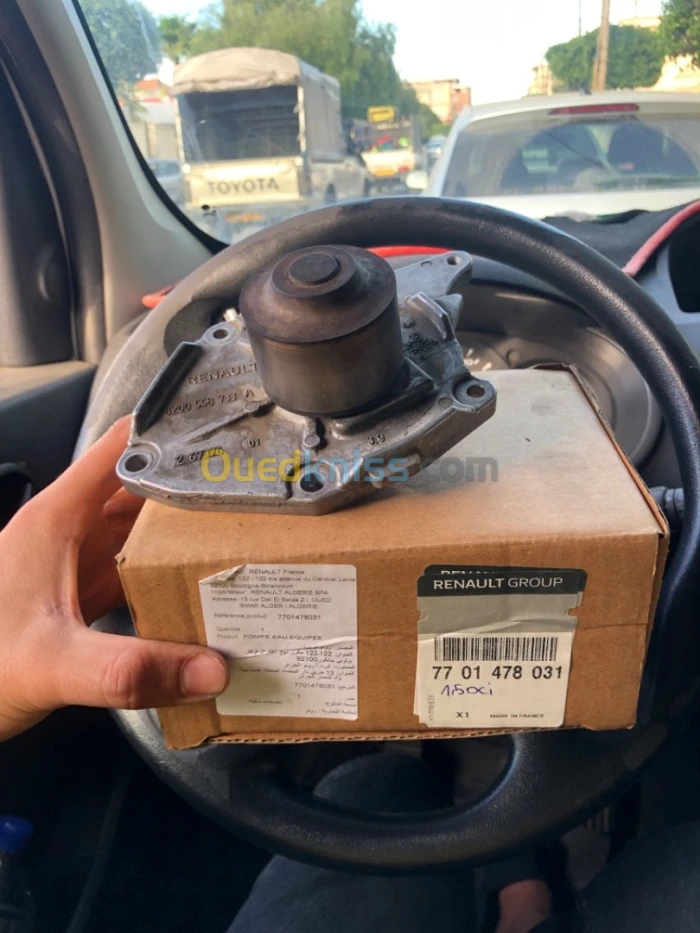 Pompe à eau 1.5 dci