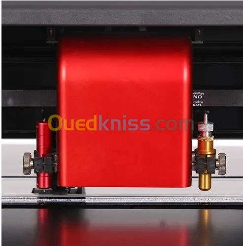 Plotter découpe carton