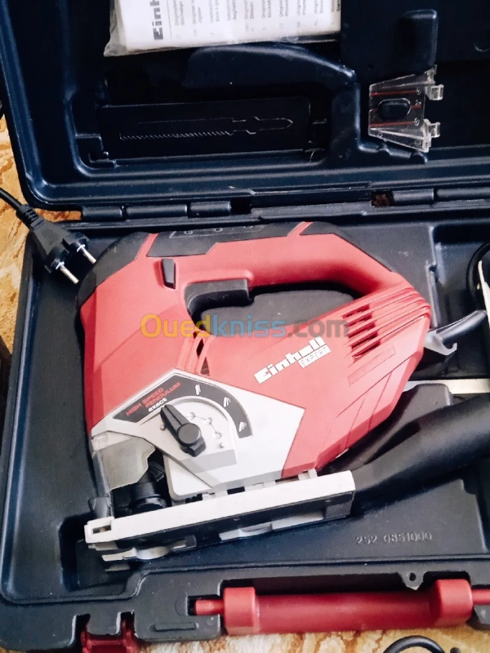Scie sauteuse einhell expert 750w 