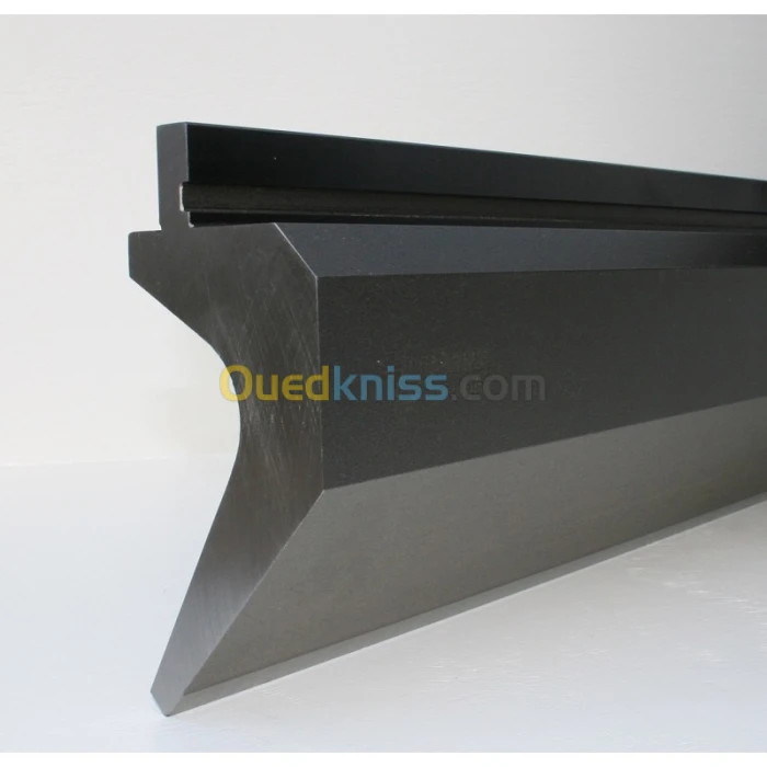 Outillage de Pliage (poinçons et matrices)