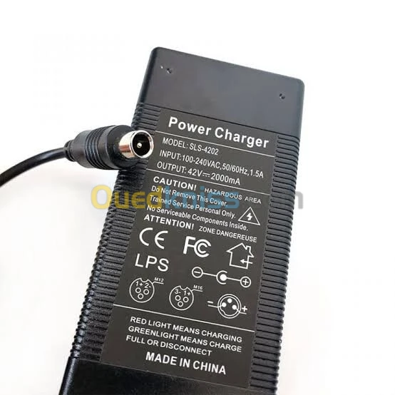 Chargeur trottinette électrique