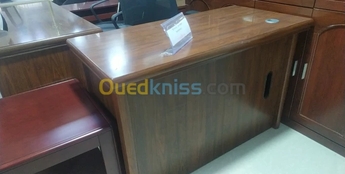Bureau mdf importation 1,40