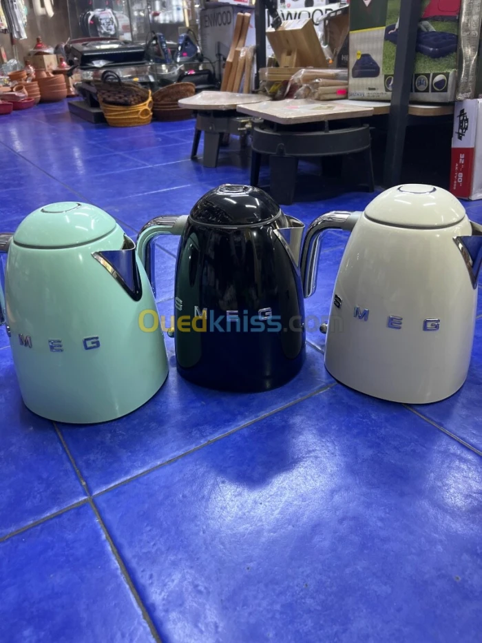 Bouilloire Smeg 