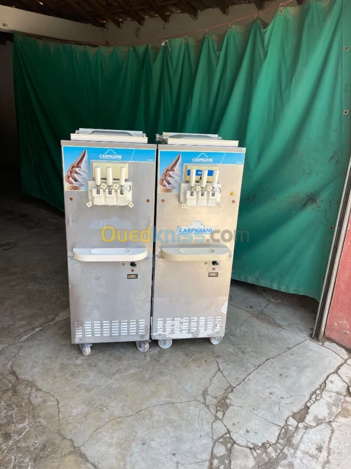 Machine carpigiani 