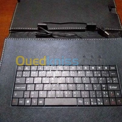 AVENDRE CLAVIER POUR TABLETTE CONTACTÉ MOI 0697163325 AVENDRE CLAVIER POUR TABLETTE CONTACTÉ MOI 0697163325