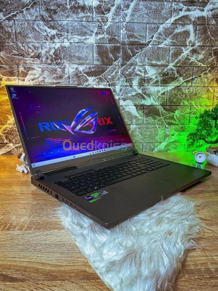 ASUS ROG STRIX G18/INTEL I9-13985HX/32GB DDR5/1024 gb / NVIDIA RTX 4070/18 POUCE QUHD 2.5K. 244HZ
