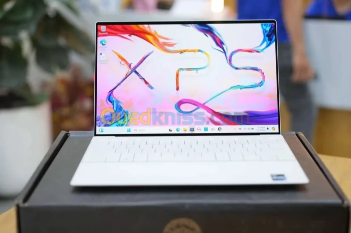 DELL XPS 13 9350/ULTRA 7-258V/32GB DDR5/512GB SSD/INTEL ARC TM 140V GPU/ 13.3 IPS FHD+