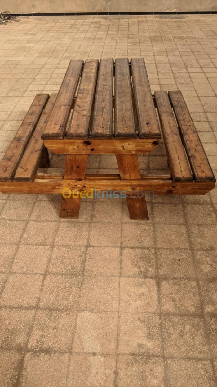 Table picnic en bois