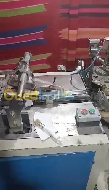 MACHINE GOBELET 4.5