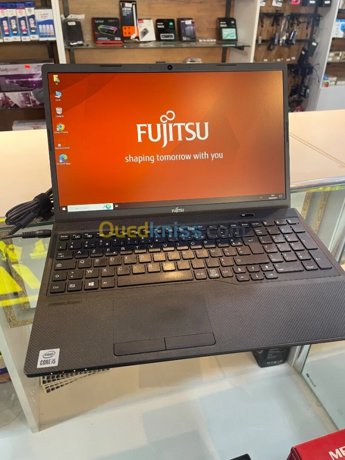 Fujitsu LifeBook A3510 i5 10th 8GB DDR4 256SSD