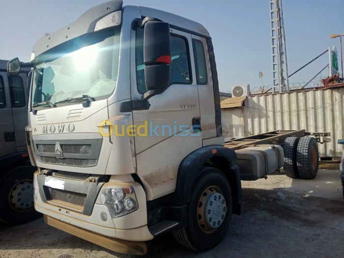 HOWO 4/2 sans chenille 13T 2024