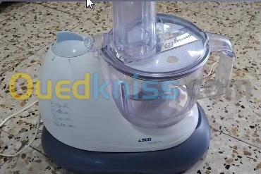 Robot SEB 600 W