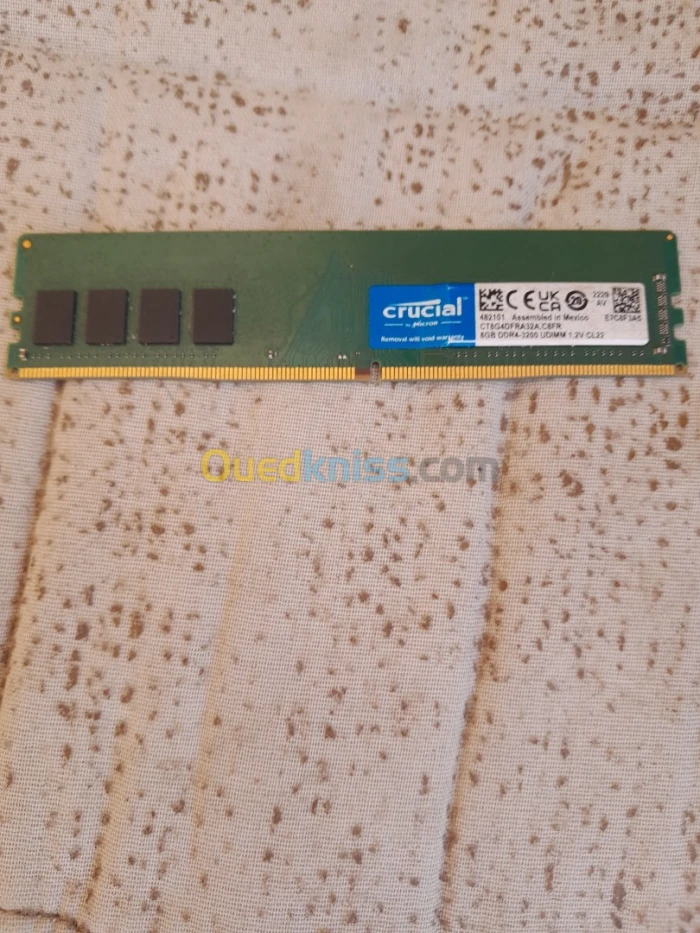 VENDRE. RAM DDR 4. 8 GIGA