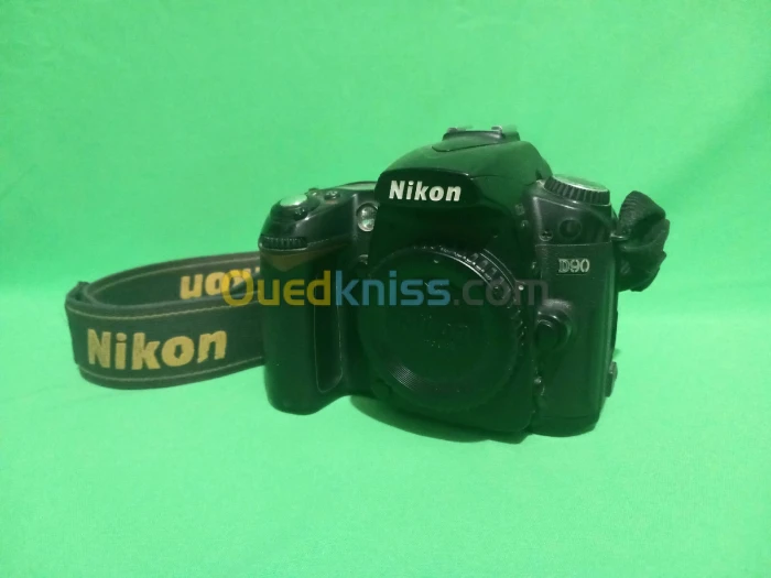 Nikon D90