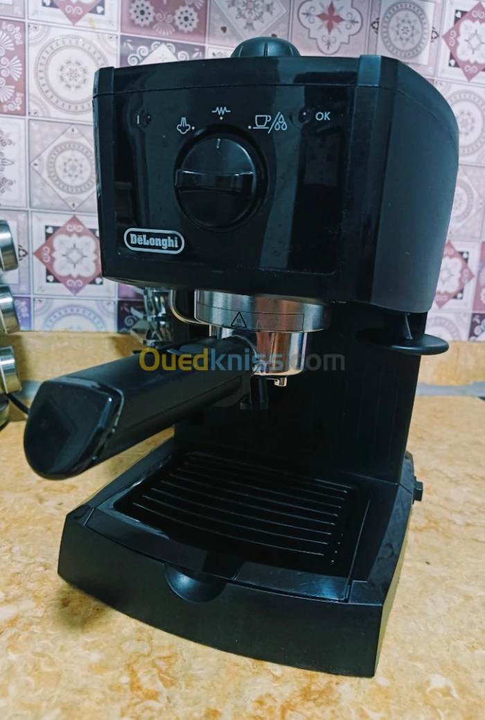 Delonghi machine à café