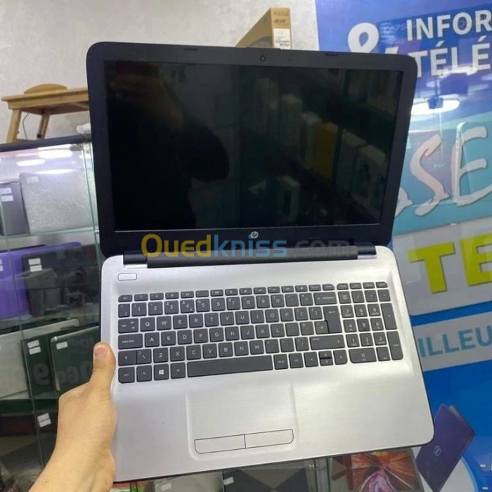 HP - 15-ay168sa Intel core i7 7500u @ 2,00 GHz