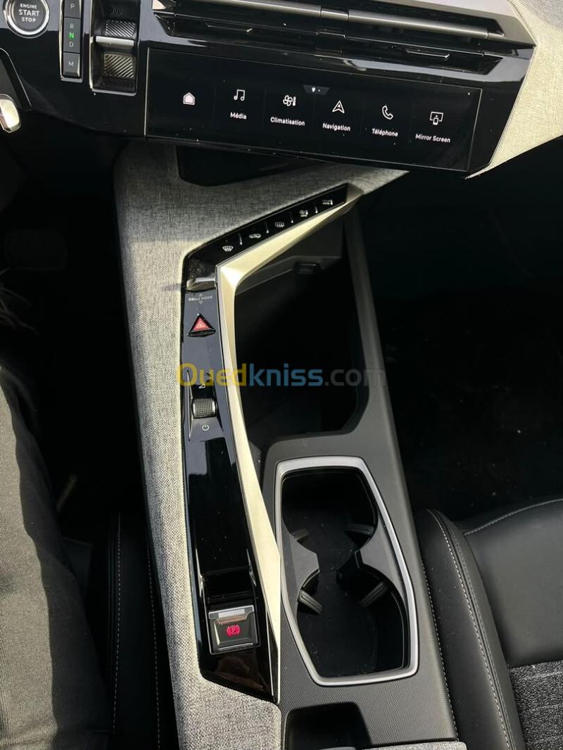 Peugeot 3008 2025 Allure Pack 9