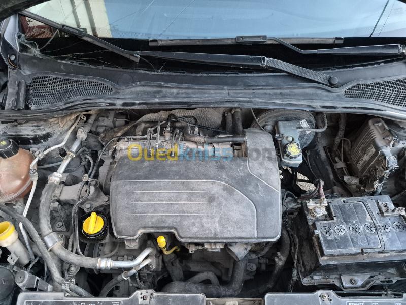 Renault Clio 4 2013 Dynamique 10