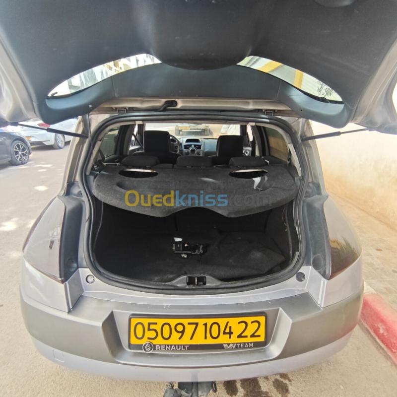 Renault Megane 2 2004 Megane 2 7