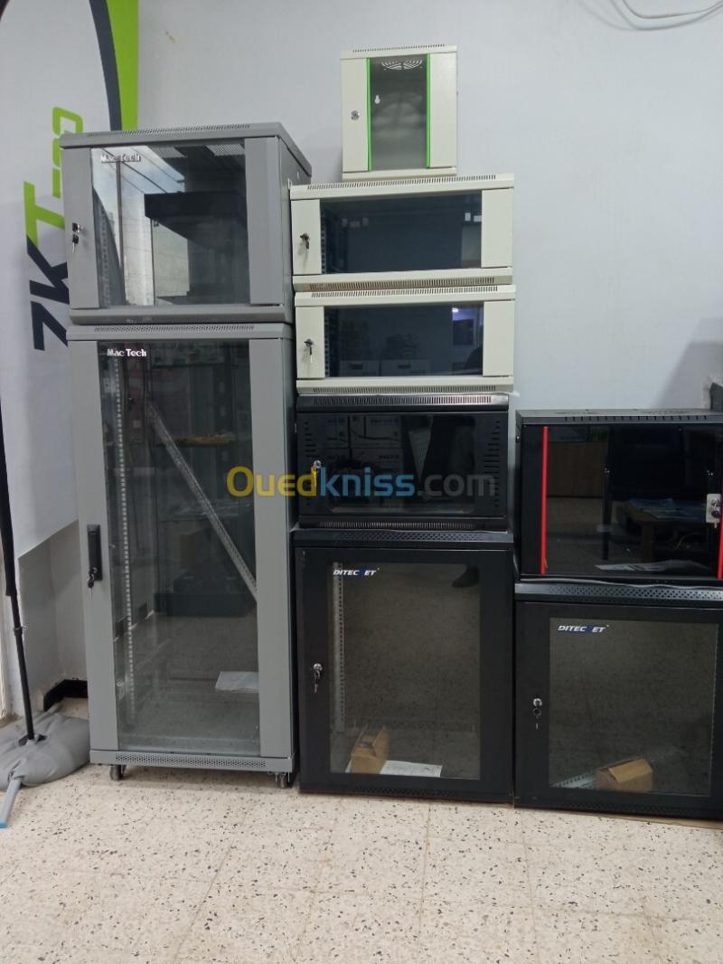 ARMOIRE DE BRASSAGE / PANNEAUX / ETAGERE / BANDEAU D'ALIMENTATION 12