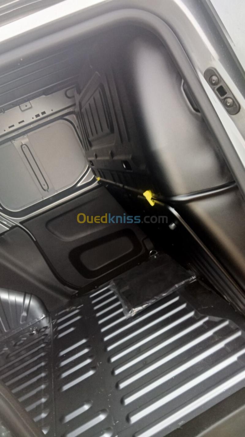 Fiat Doblo 2025  5