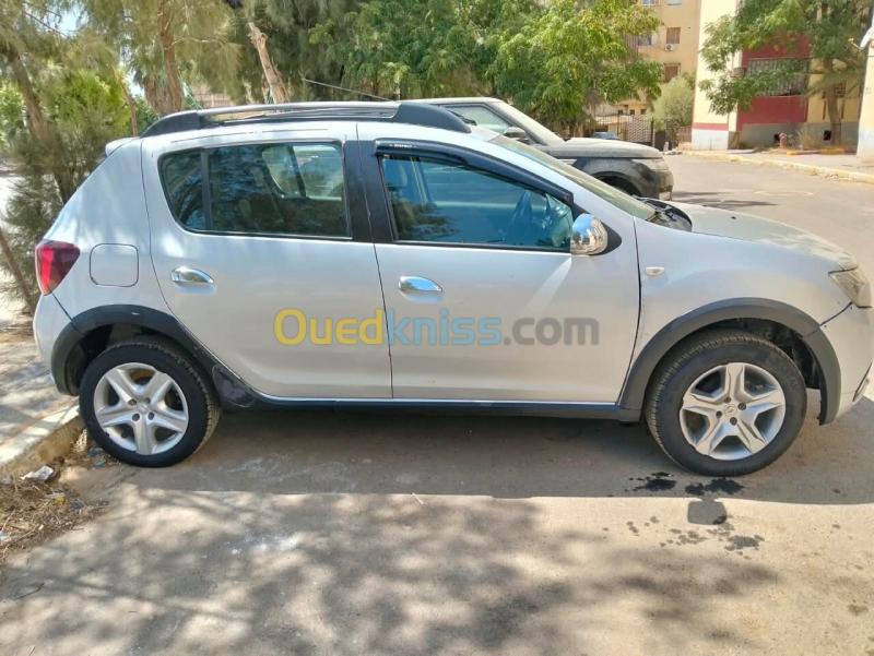 Dacia Sandero 2018 Stepway 4