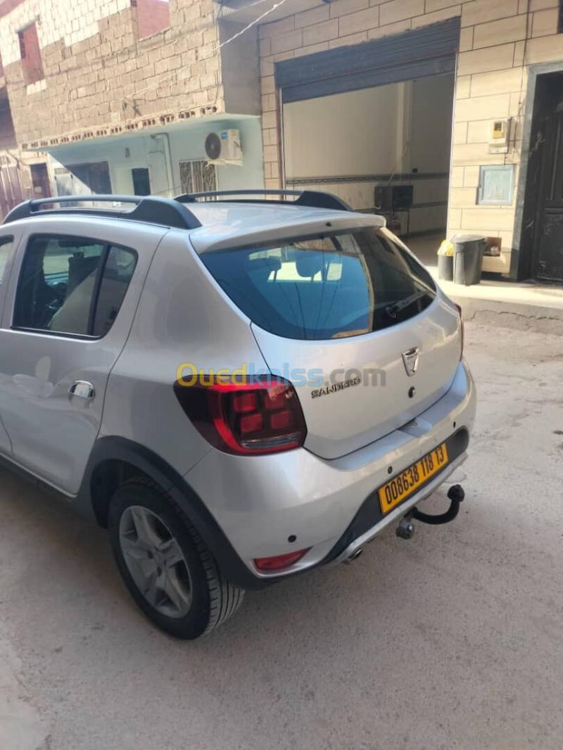 Renault Daciaa 2018 Stepway 2