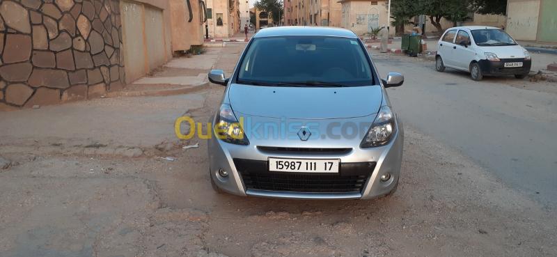  Renault Clio 3 2011 Night and Day