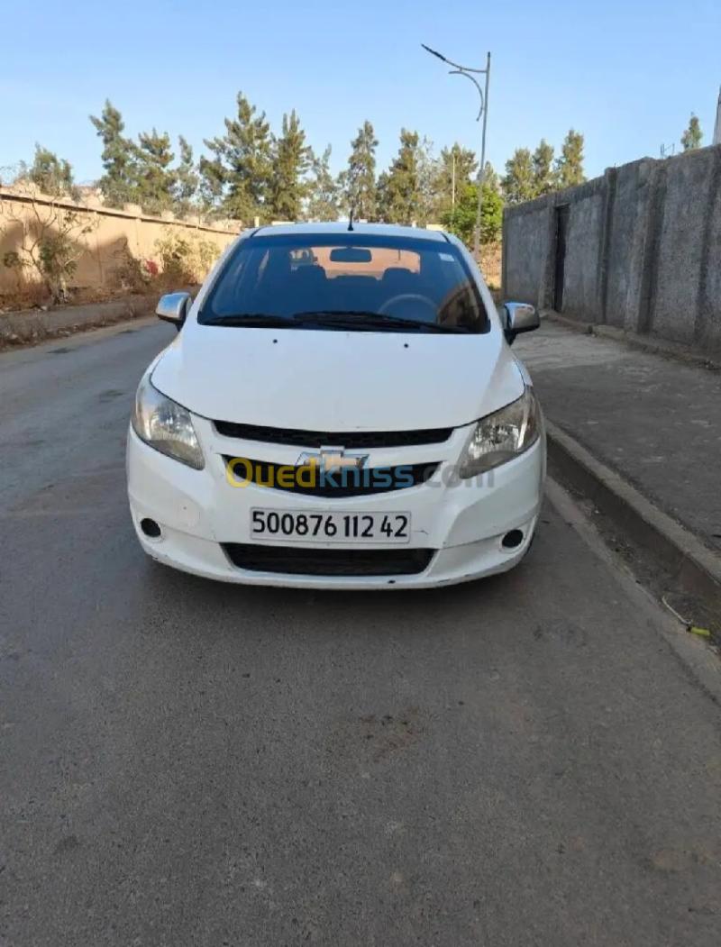 Chevrolet Sail 4 portes 2012 Exclusive 2